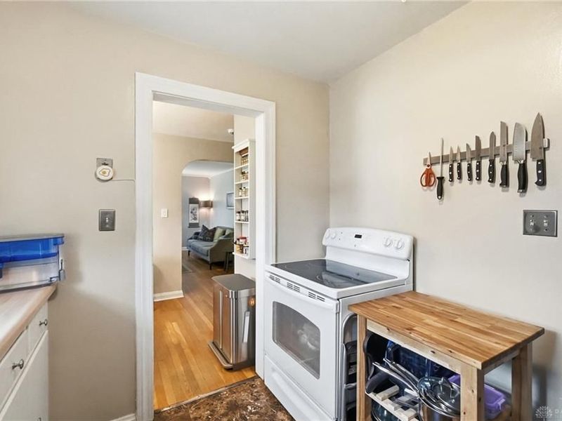 552 Kling Drive, Dayton, OH 45419 Photo 7