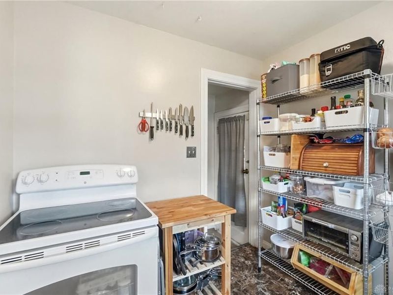 552 Kling Drive, Dayton, OH 45419 Photo 8