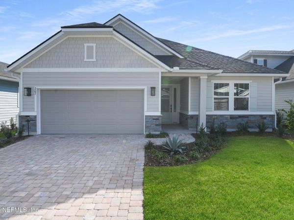 207 THORNBERRY Way, Palm Coast, FL 32164