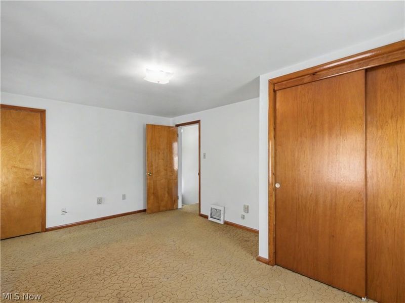 1177 Linden Avenue, Akron, OH 44310 Photo 10