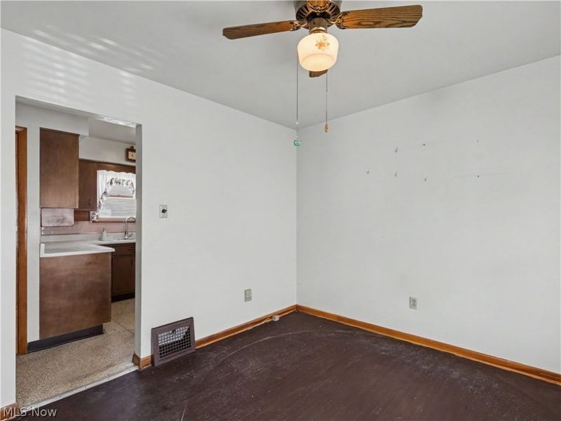 1177 Linden Avenue, Akron, OH 44310 Photo 5