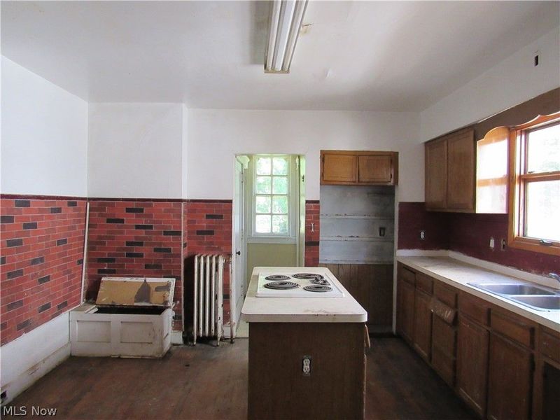 1726 Lee Road, Cleveland Heights, OH 44118 Photo 7