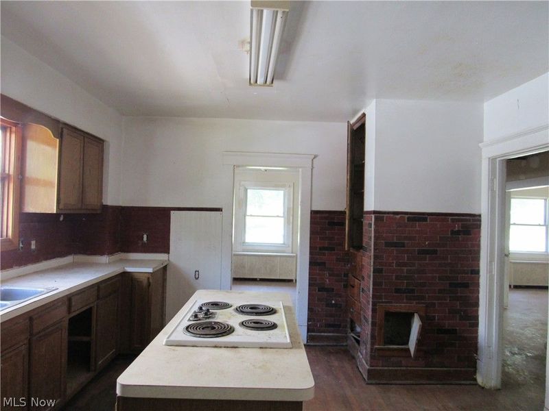 1726 Lee Road, Cleveland Heights, OH 44118 Photo 8