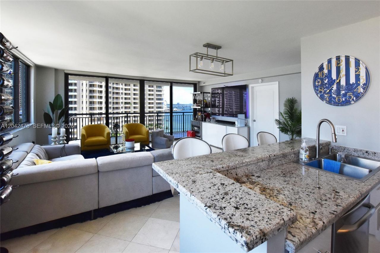 540 Brickell Key Dr , Unit 1513, Miami, FL 33131 Photo