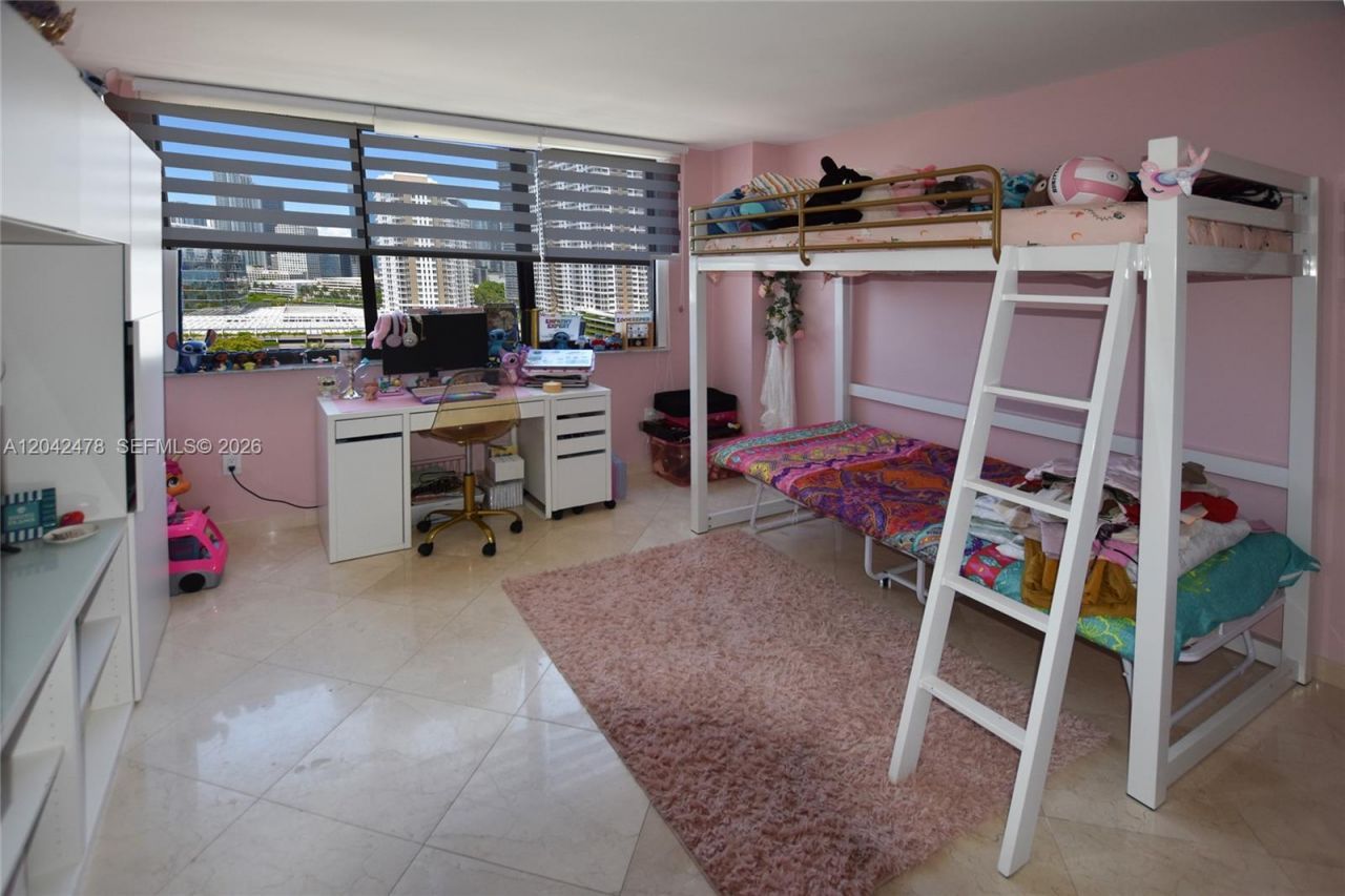 540 Brickell Key Dr , Unit 1513, Miami, FL 33131 Photo