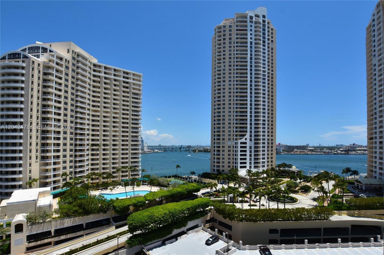 540 Brickell Key Dr , Unit 1513, Miami, FL 33131 Photo