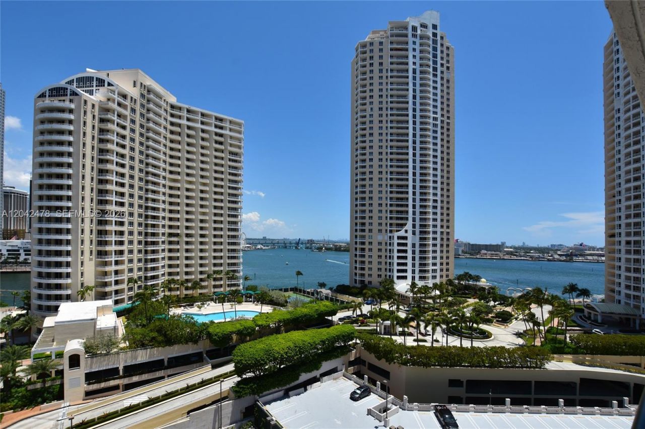 540 Brickell Key Dr , Unit 1513, Miami, FL 33131 Photo