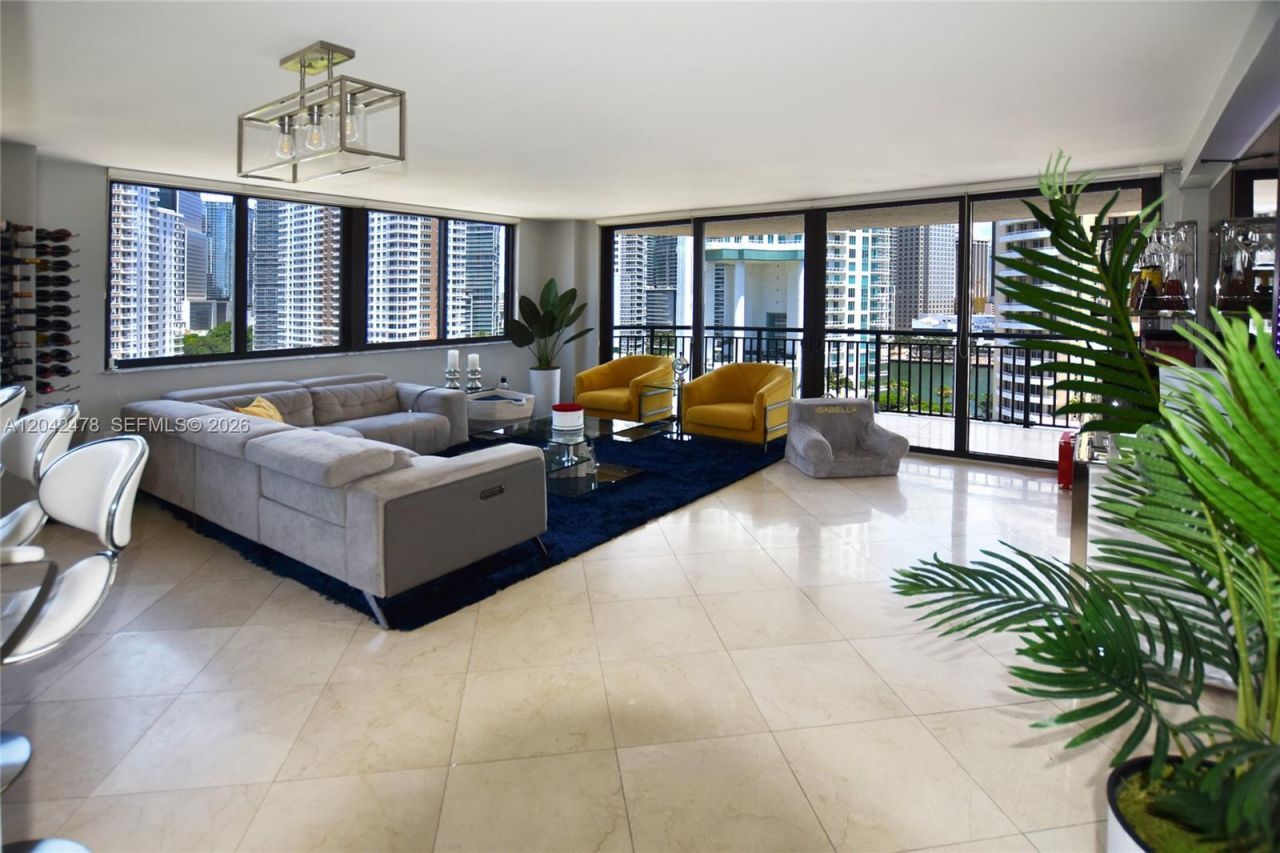 540 Brickell Key Dr , Unit 1513, Miami, FL 33131 Photo