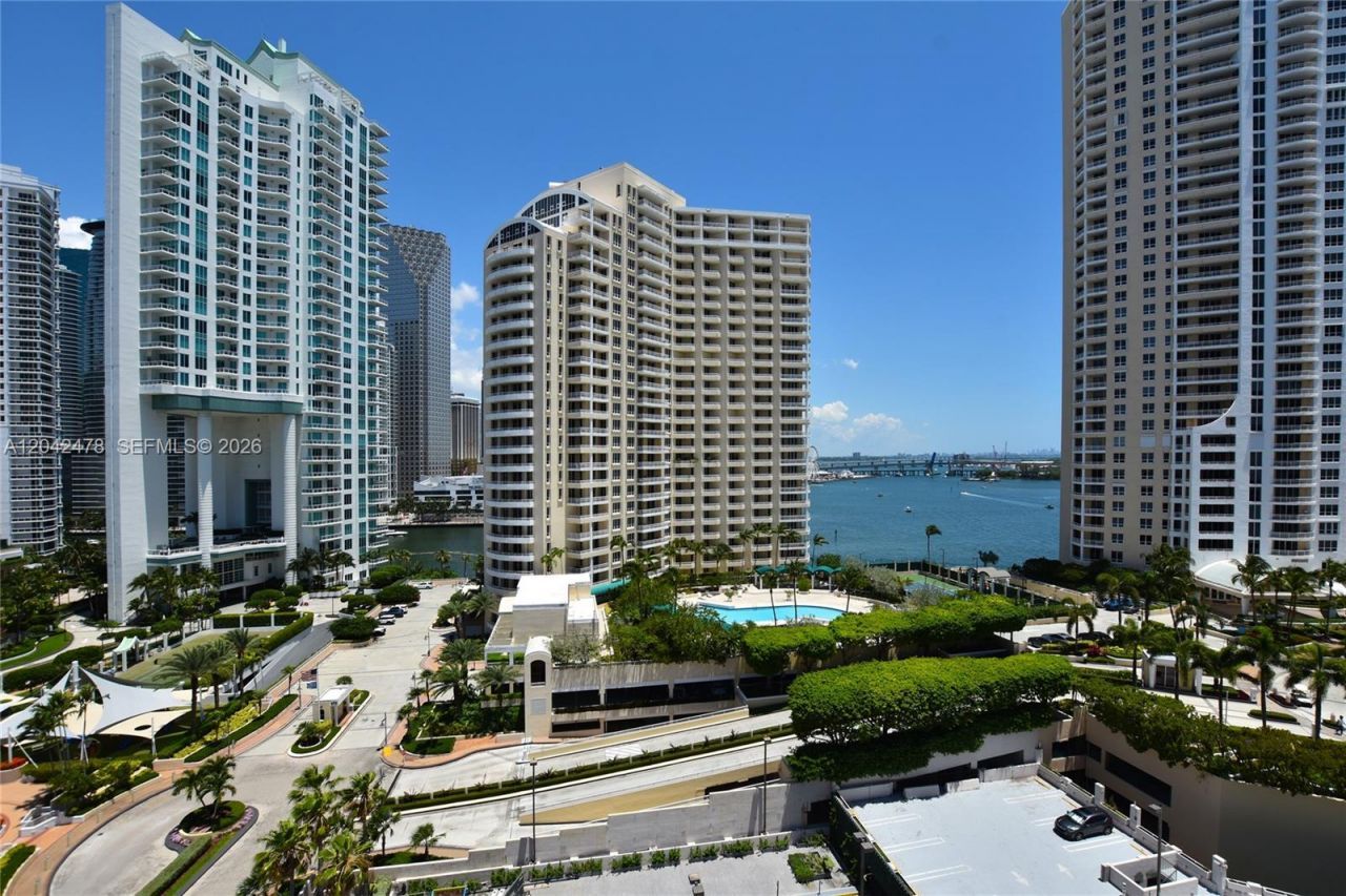 540 Brickell Key Dr , Unit 1513, Miami, FL 33131 Photo