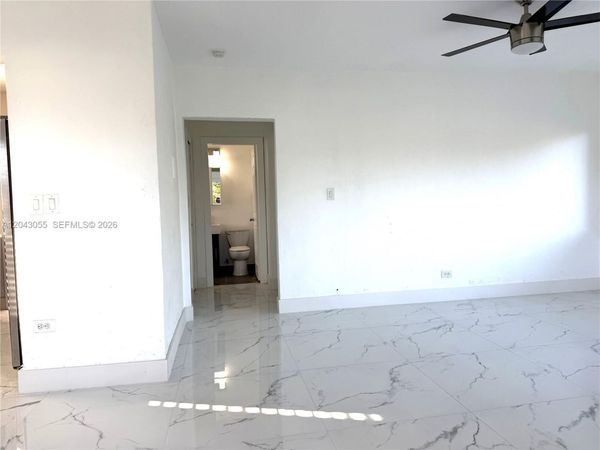 1738 Marseille Dr , Unit 4, Miami Beach, FL 33141