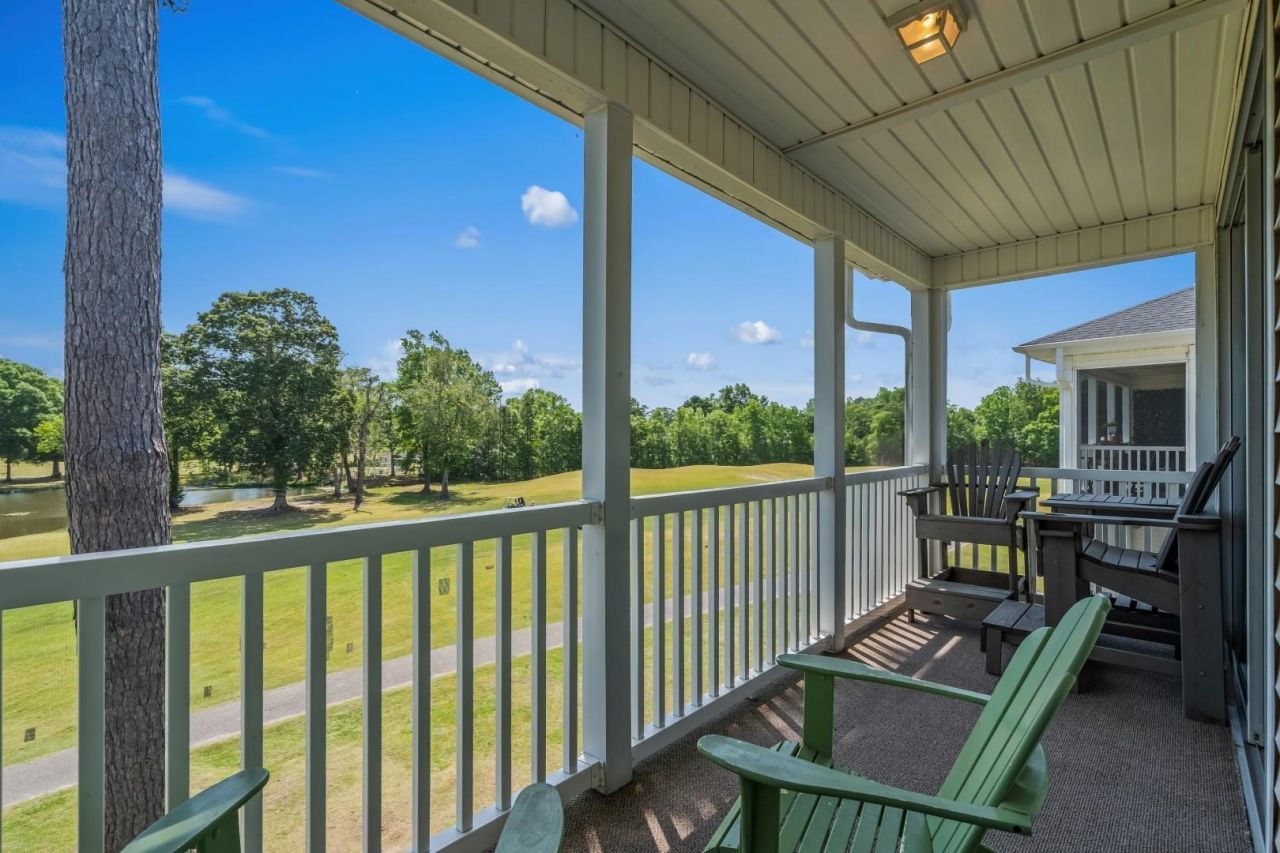 650 River Oaks Dr.  Photo 11