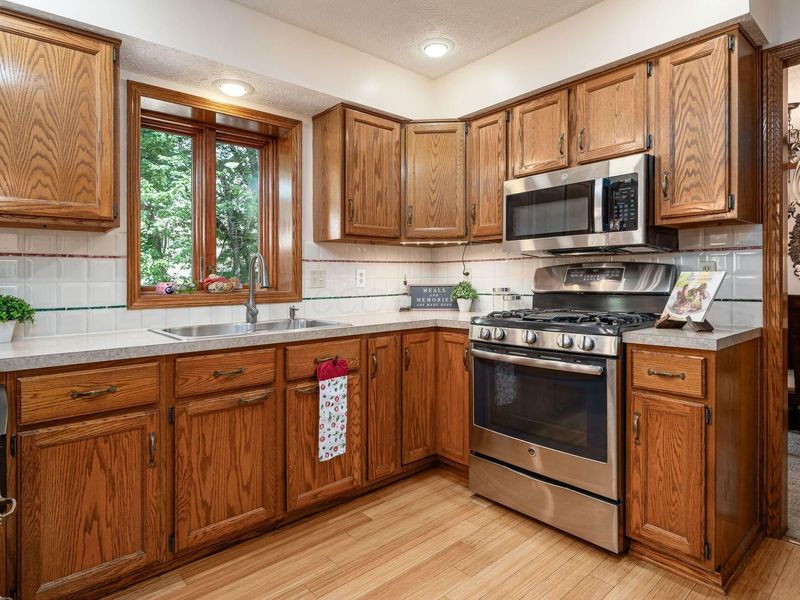 1130 Venetian Way, Gahanna, OH 43230 Photo 14