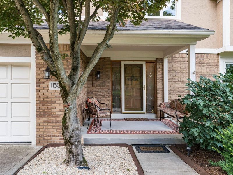 1130 Venetian Way, Gahanna, OH 43230 Photo 4