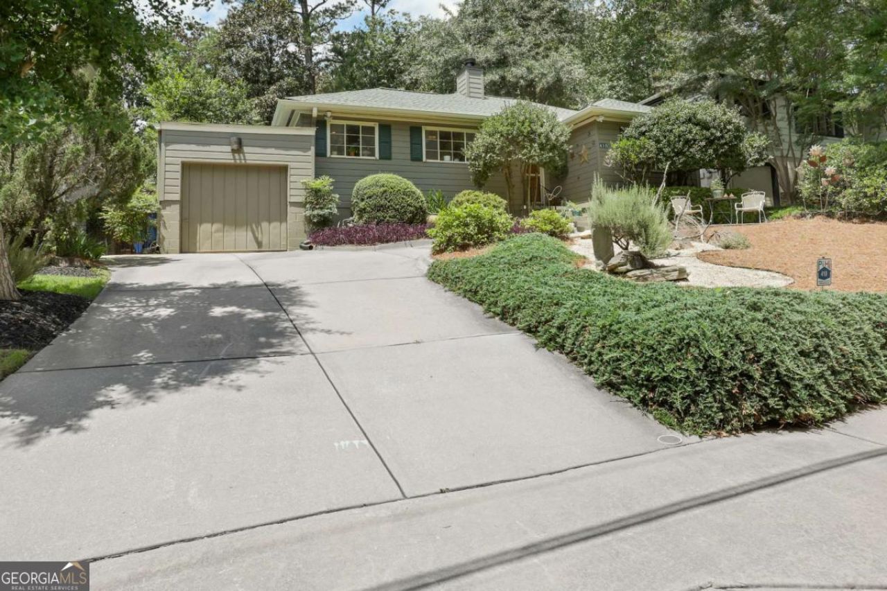 410 Wimbledon Road Ne, Atlanta, GA 30324 Main Photo