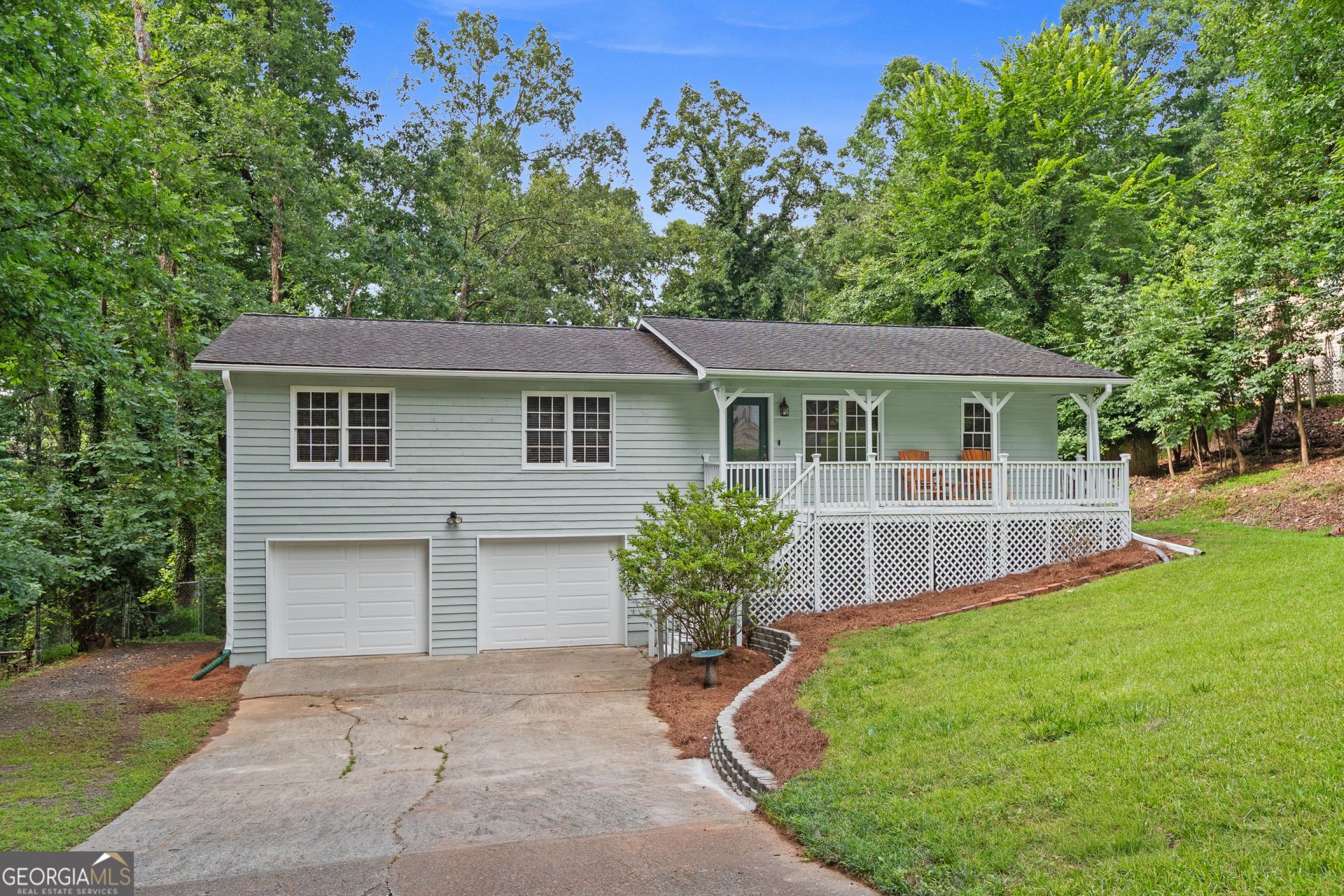 426 Riverlake Court, Woodstock, GA 30188 Main Photo