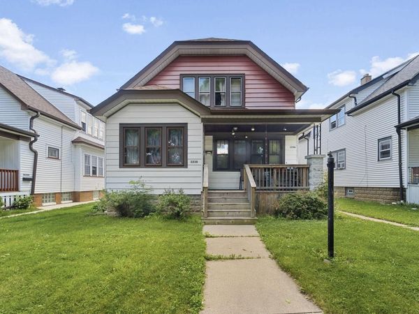 3238 S 7th STREET, Milwaukee, WI 53215