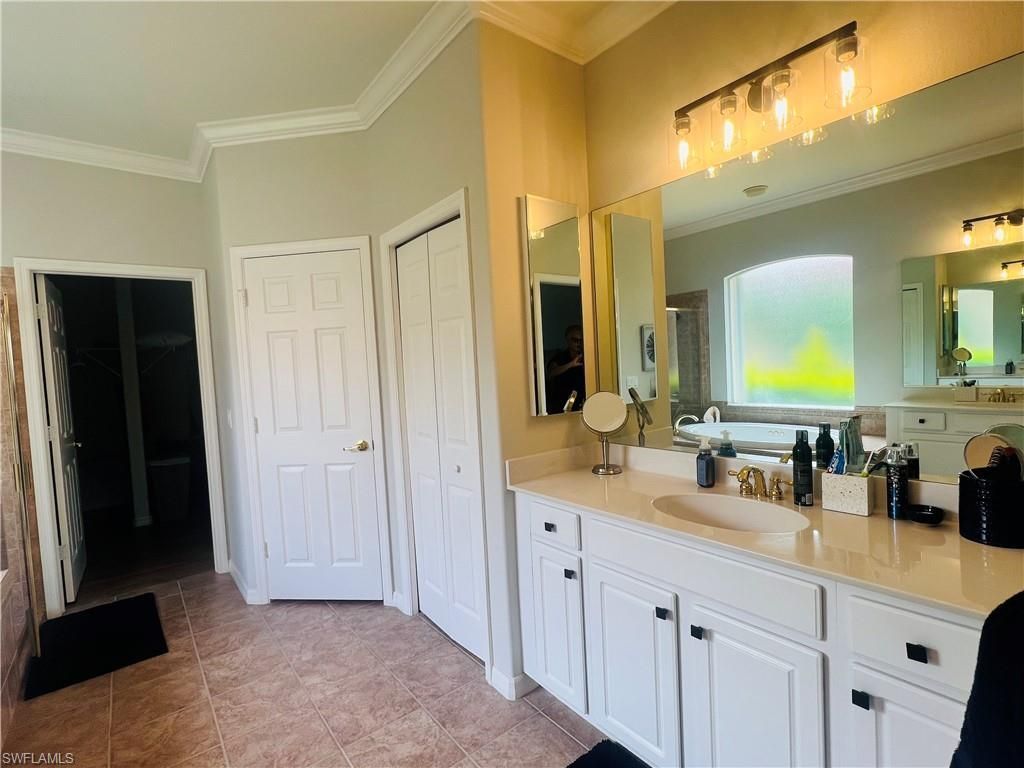 14265 Manchester Dr , Naples, FL 34114 Photo