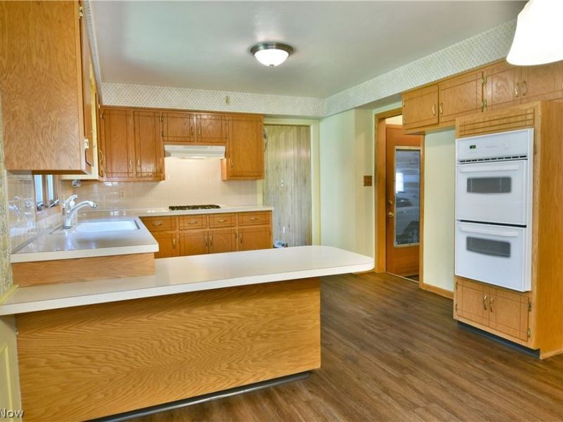6662 Appleridge Drive, Youngstown, OH 44512 Photo 18