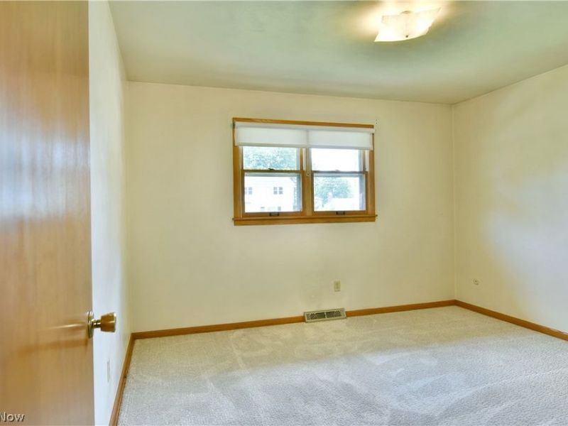 6662 Appleridge Drive, Youngstown, OH 44512 Photo 32