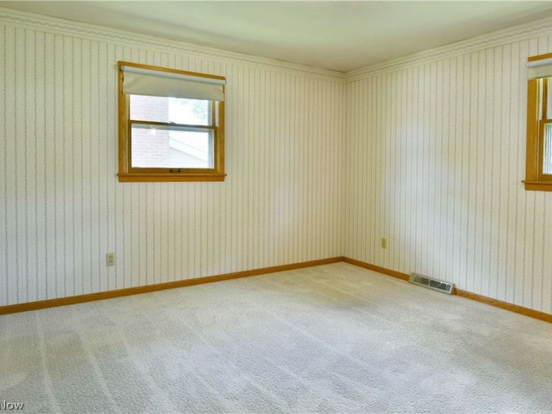 6662 Appleridge Drive, Youngstown, OH 44512 Photo 36