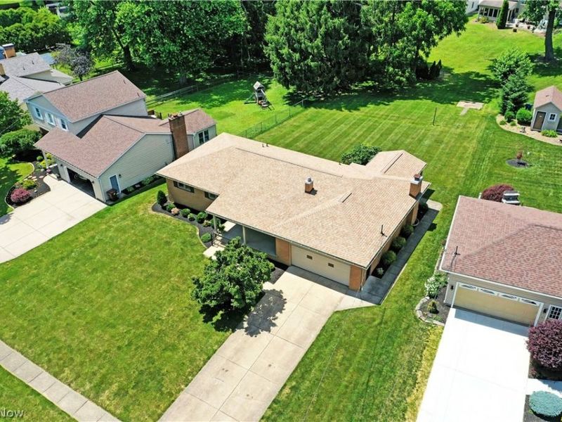 6662 Appleridge Drive, Youngstown, OH 44512 Photo 5