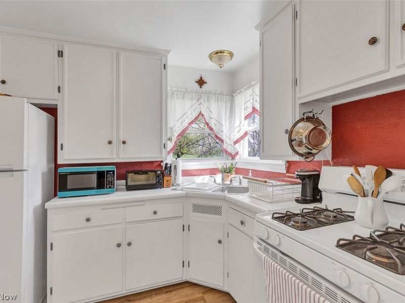 4085 W 58th Street, Cleveland, OH 44144 Photo 9