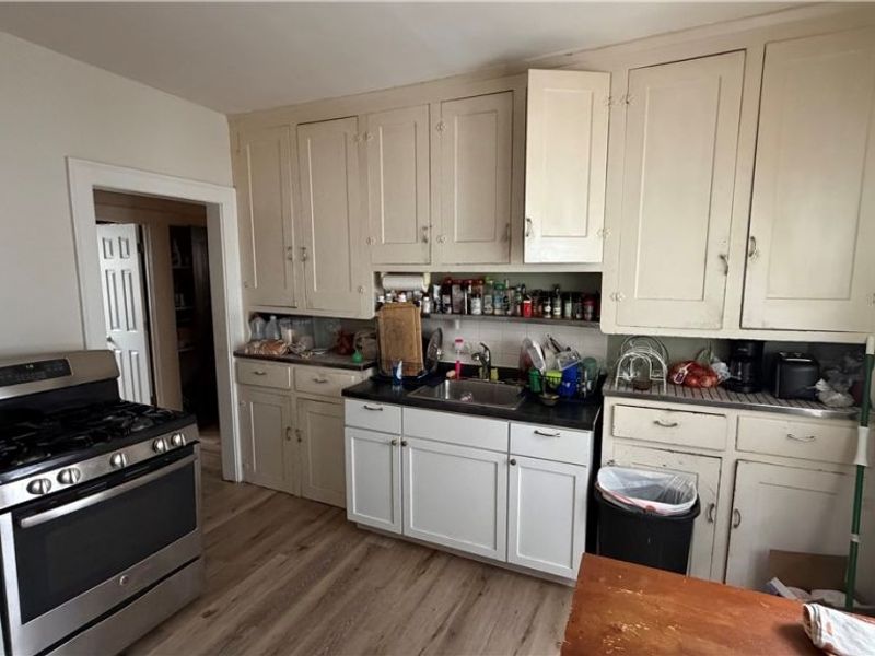 3393 W 131st Street, Cleveland, OH 44111 Photo 16