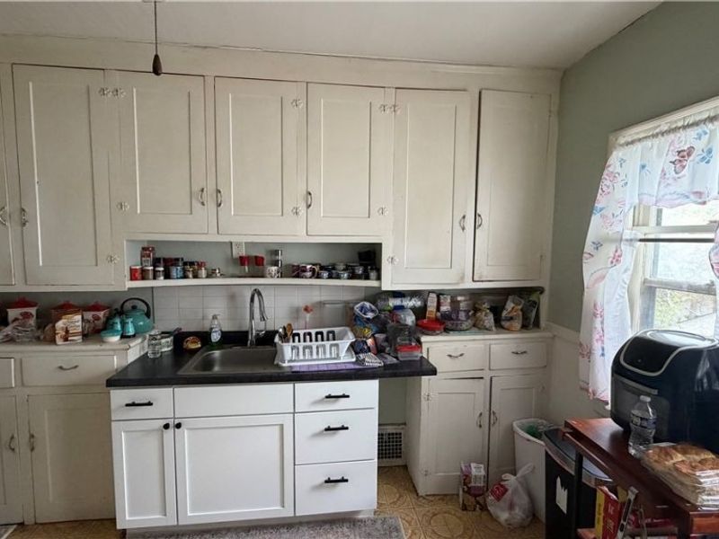 3393 W 131st Street, Cleveland, OH 44111 Photo 5