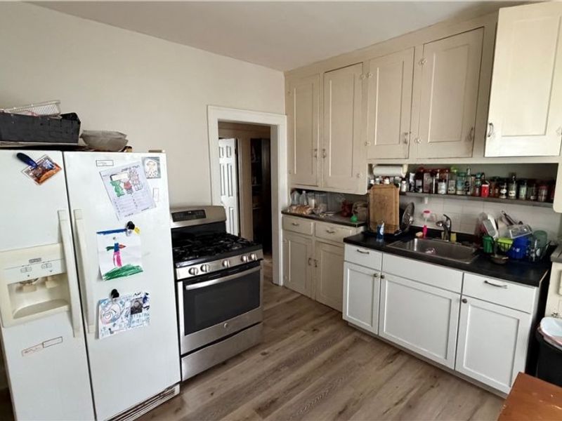 3393 W 131st Street, Cleveland, OH 44111 Photo 6