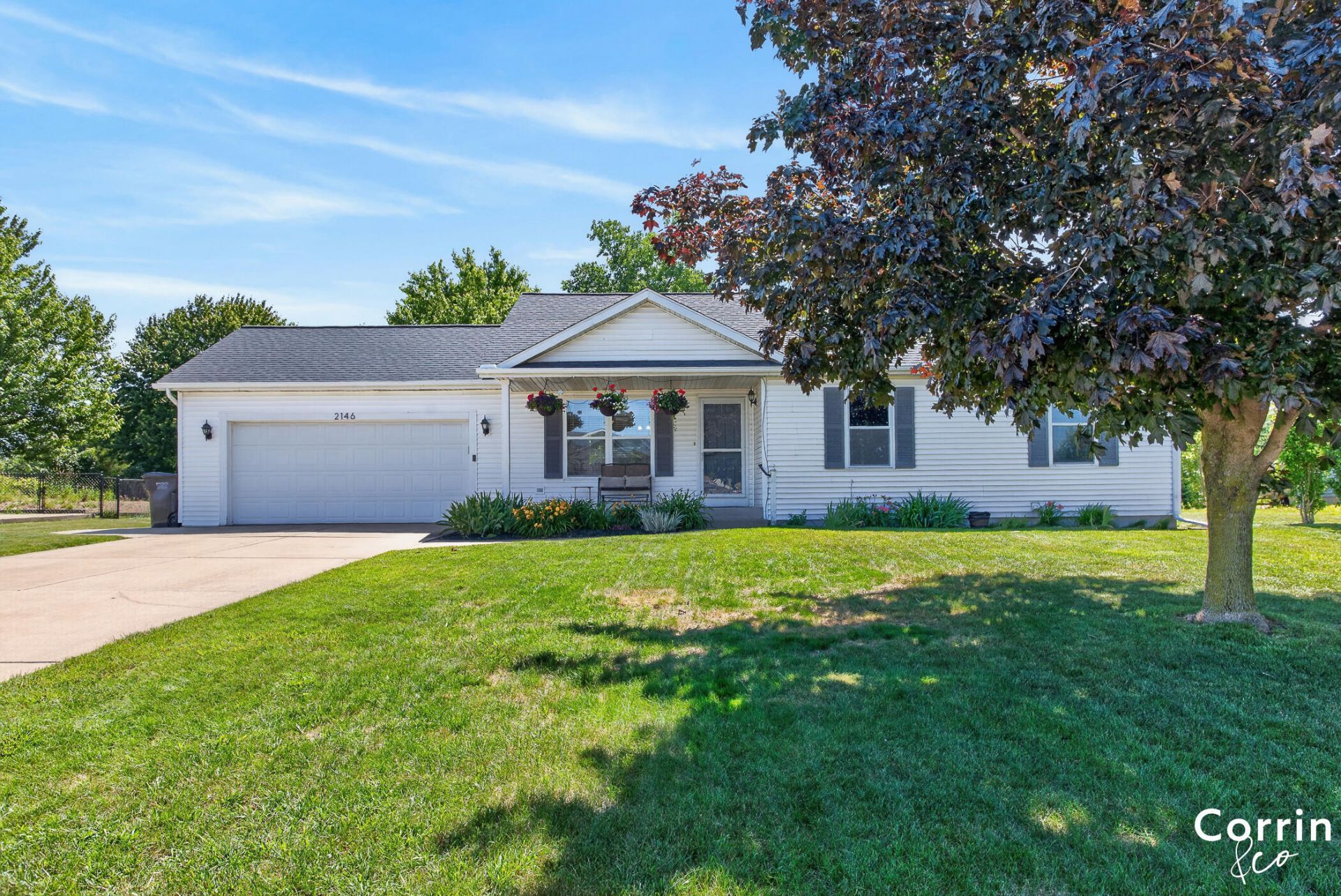 2146 E Maple Court, Zeeland, MI 49464 Main Photo
