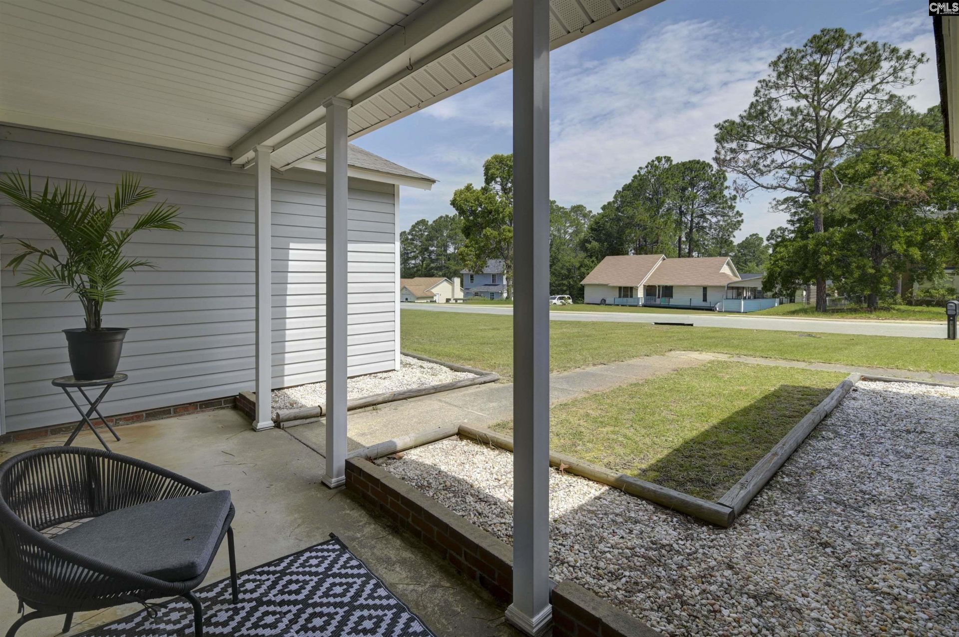 308 N Chateau Drive Photo 4