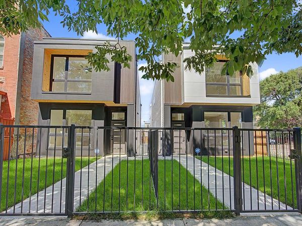 616 N Avers Avenue , Chicago, IL 60624