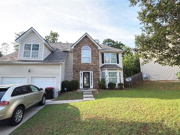 3172 Berthas Overlook , Douglasville, GA 30135