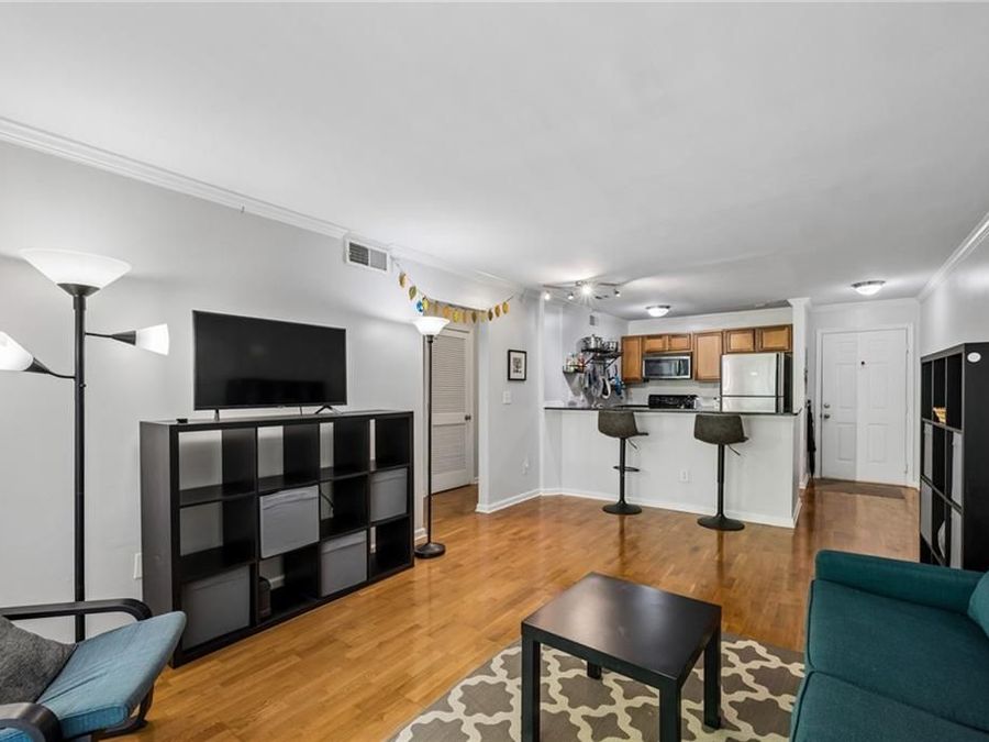 Property Image 8
