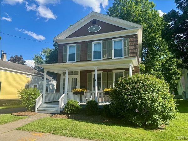 71 College Street , Clinton, NY 13323
