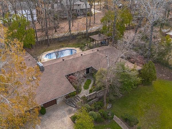 12 Club Manor, Maumelle, AR 72113