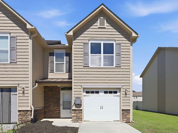 211 Boyington Place Road, Midway Park, NC 28544
