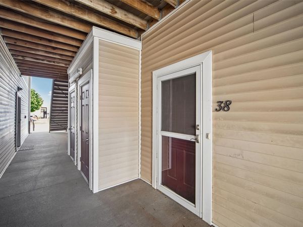 2323 E Porter Avenue, Unit 38, Des Moines, IA 50320