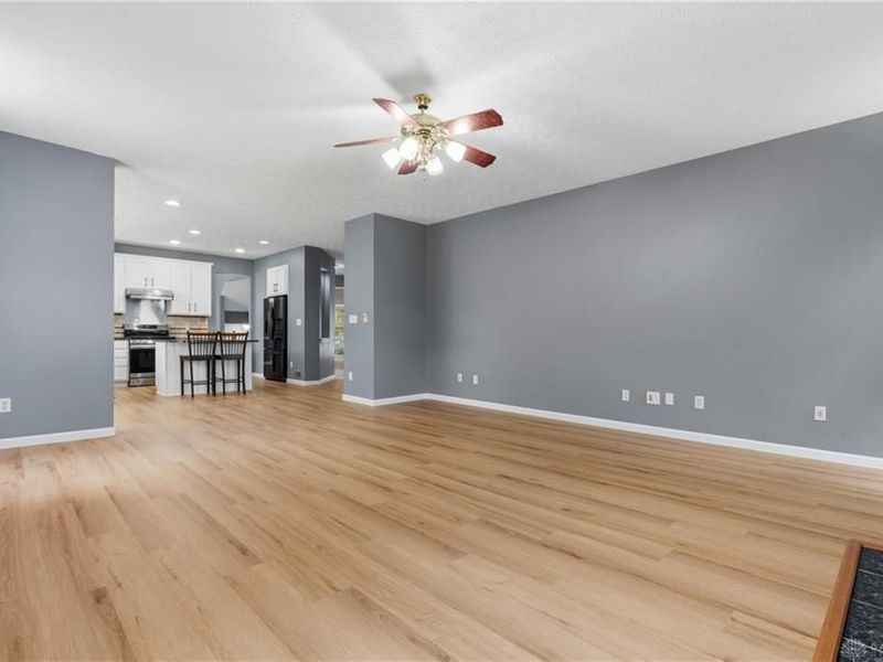 9120 Surrey Gate Place, Washington Township, OH 45458 Photo 11