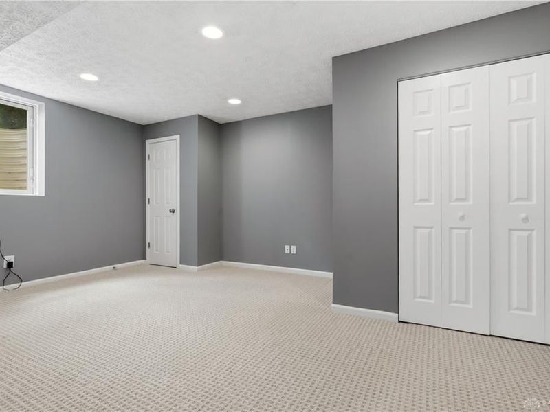 9120 Surrey Gate Place, Washington Township, OH 45458 Photo 38