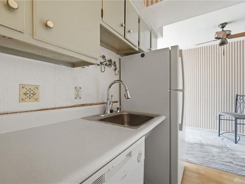 5611 E Coach, Unit D, Kettering, OH 45440 Photo 17