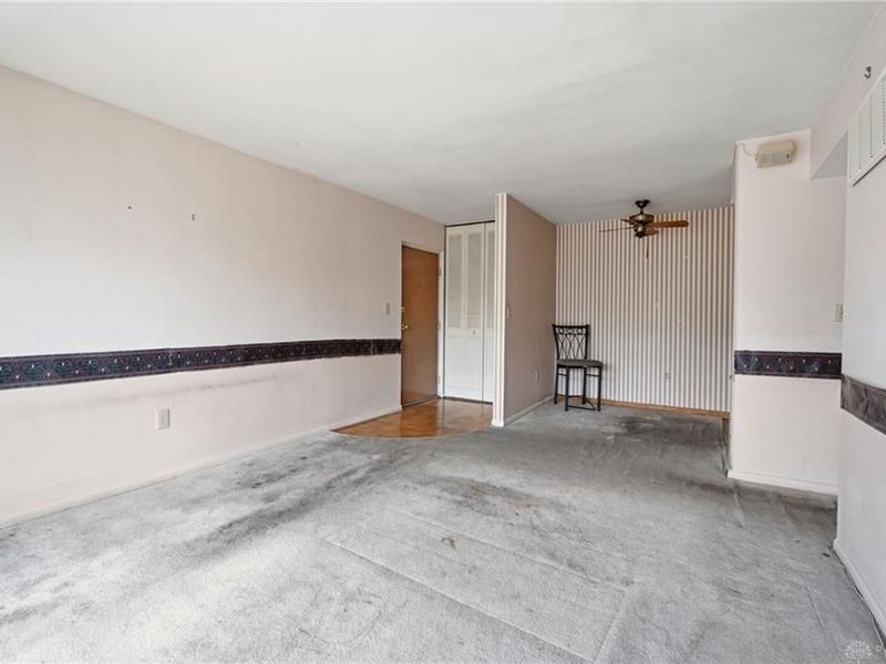 5611 E Coach, Unit D, Kettering, OH 45440 Photo 6