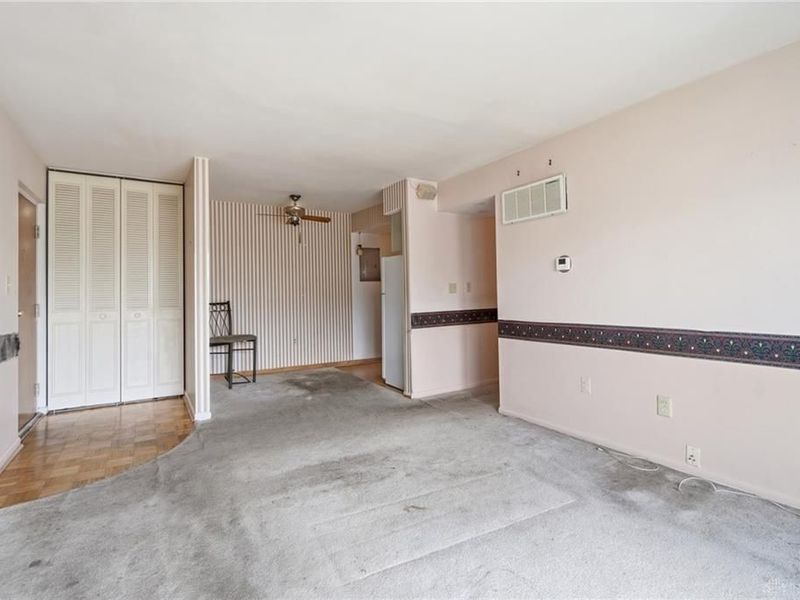 5611 E Coach, Unit D, Kettering, OH 45440 Photo 7