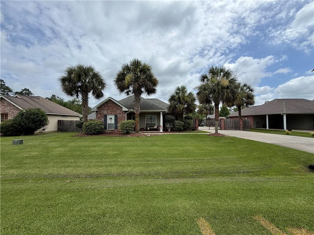 18857 HANK Drive  Ponchatoula, LA 70454