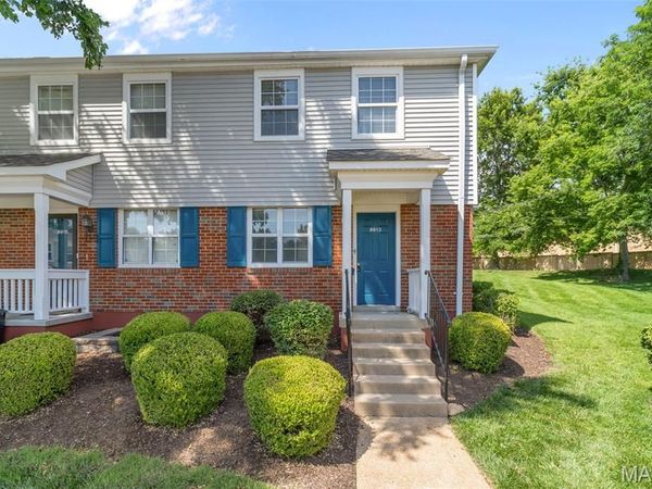 8813 Wrenwood Lane , St Louis, MO 63144