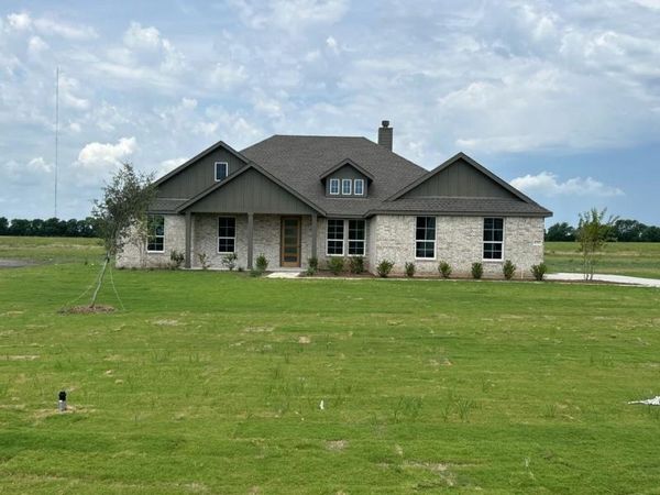 8707 County Road 623, Blue Ridge, TX 75424
