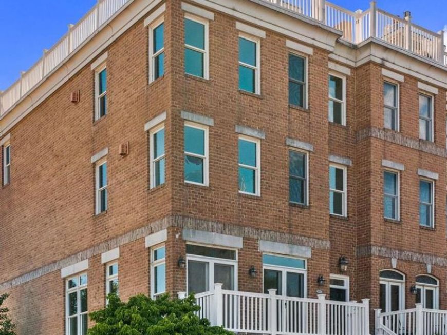 1294 Harbor Island Walk, Baltimore, MD 21230 Main Photo