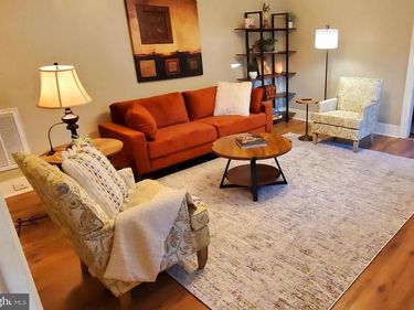404 N MAIN STREET , Unit APT. 1, EDINBURG, VA 22824