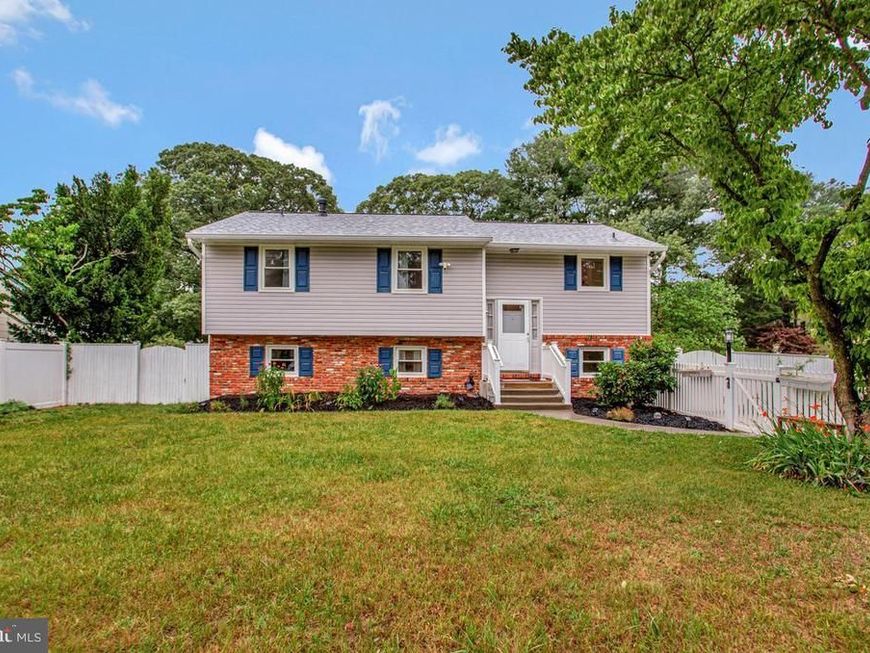 454 Manor Road , Arnold, MD 21012 Main Photo
