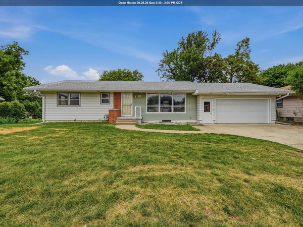 3311 S Lakeport, Sioux City, IA 51106